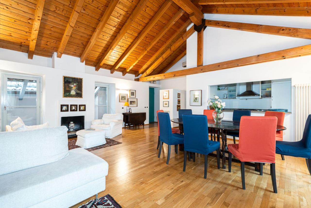A Casa Nuccia Mansarda By Holiday Solutions Комо Экстерьер фото